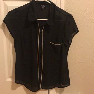 Guess button up sheer short sleeve blouse